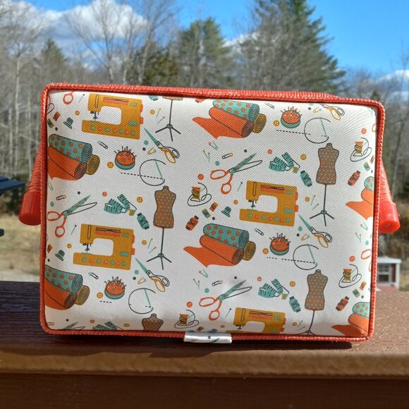 Fabric Covered Sewing Storage Box with Handle Resembles Singer - Picture 7 of 11
